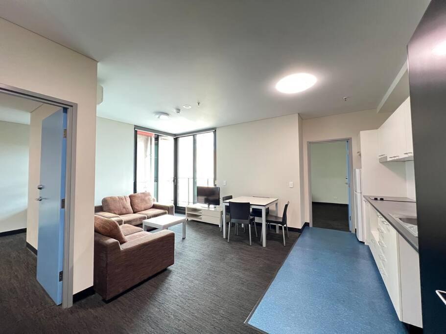 Apartment 2br Entire *