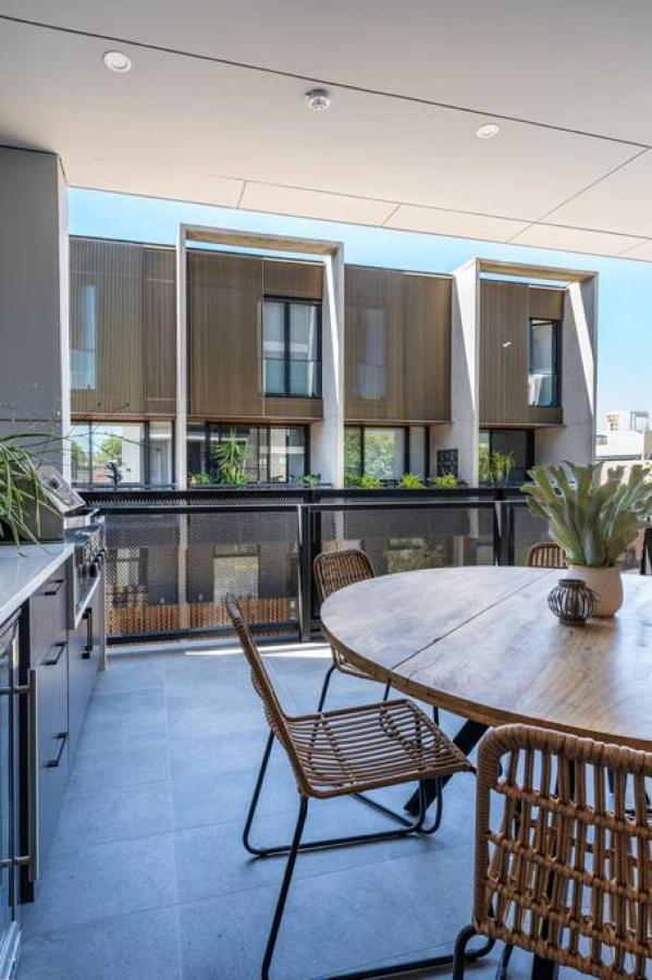 Sylo Luxury - 1gb Fibre Internet * Adelaide