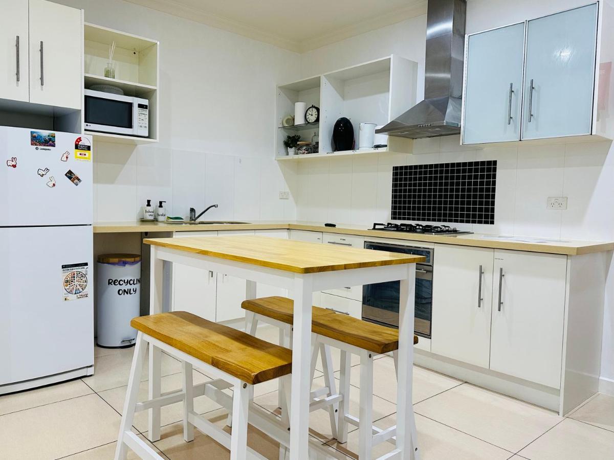 Apartment Bundled Bliss 2 Bedroom In Cbd Adelaide