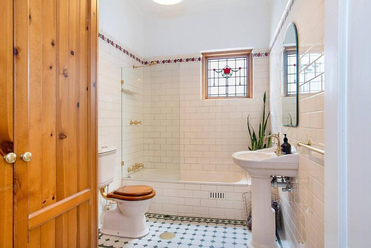 Holiday home Renovated In Cbd With Backyard Adelaide