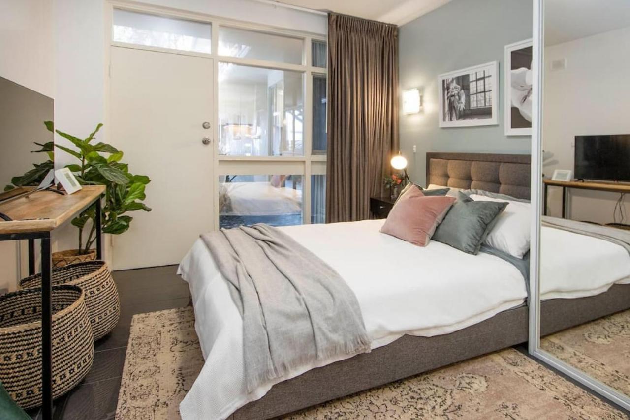 Boho On Sussex North Apartment