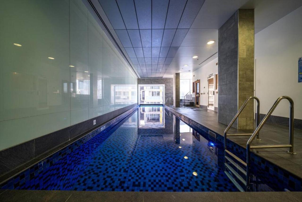 Infinity On Morphett Apartment *