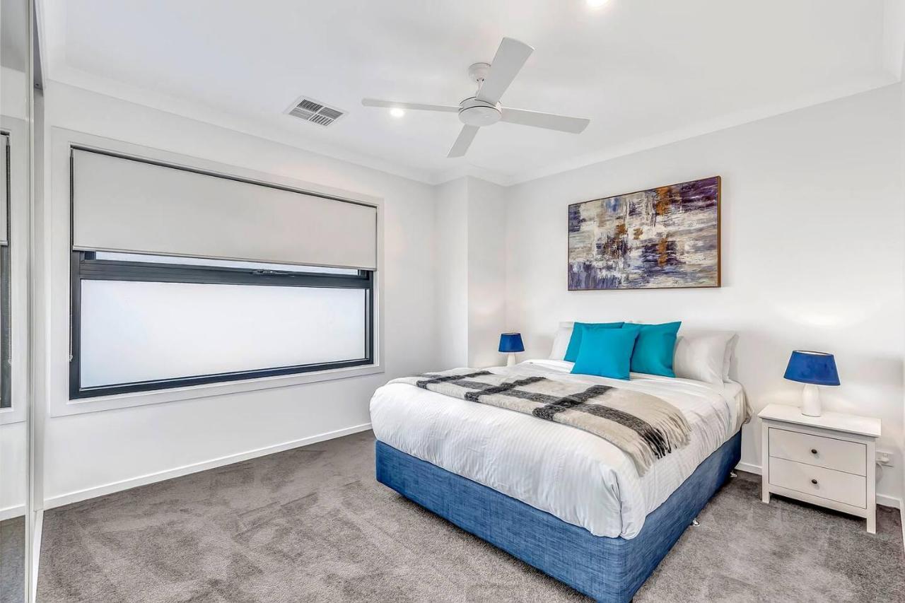 'christies Chic' A Family Getaway By The Holiday home