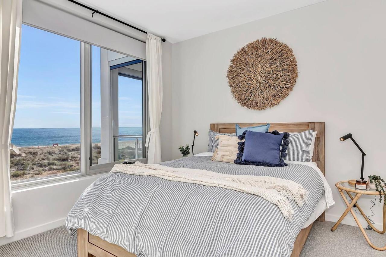 Hamptons-inspired Waterfront Living On Moana Adelaide