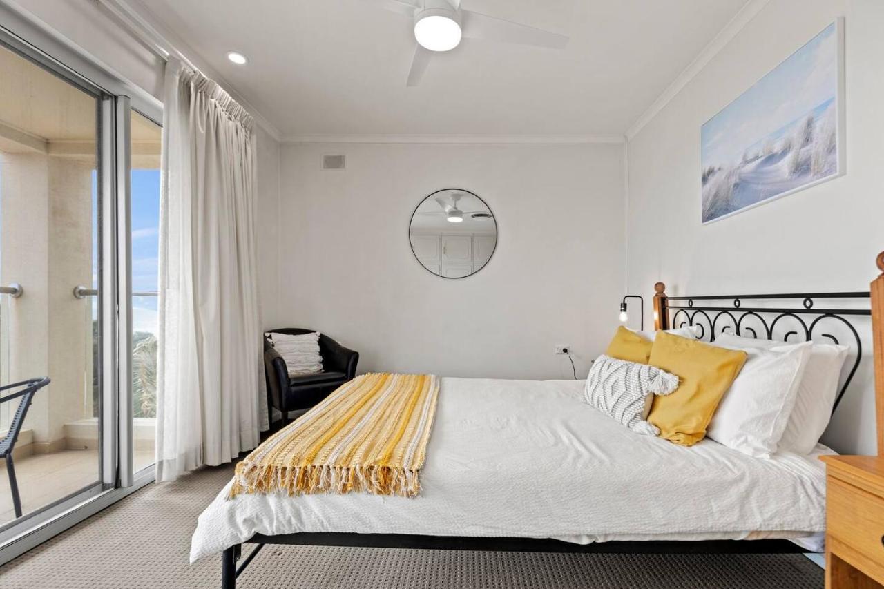 Beachside Beauty - Iconic Beachfront Panorama * Adelaide