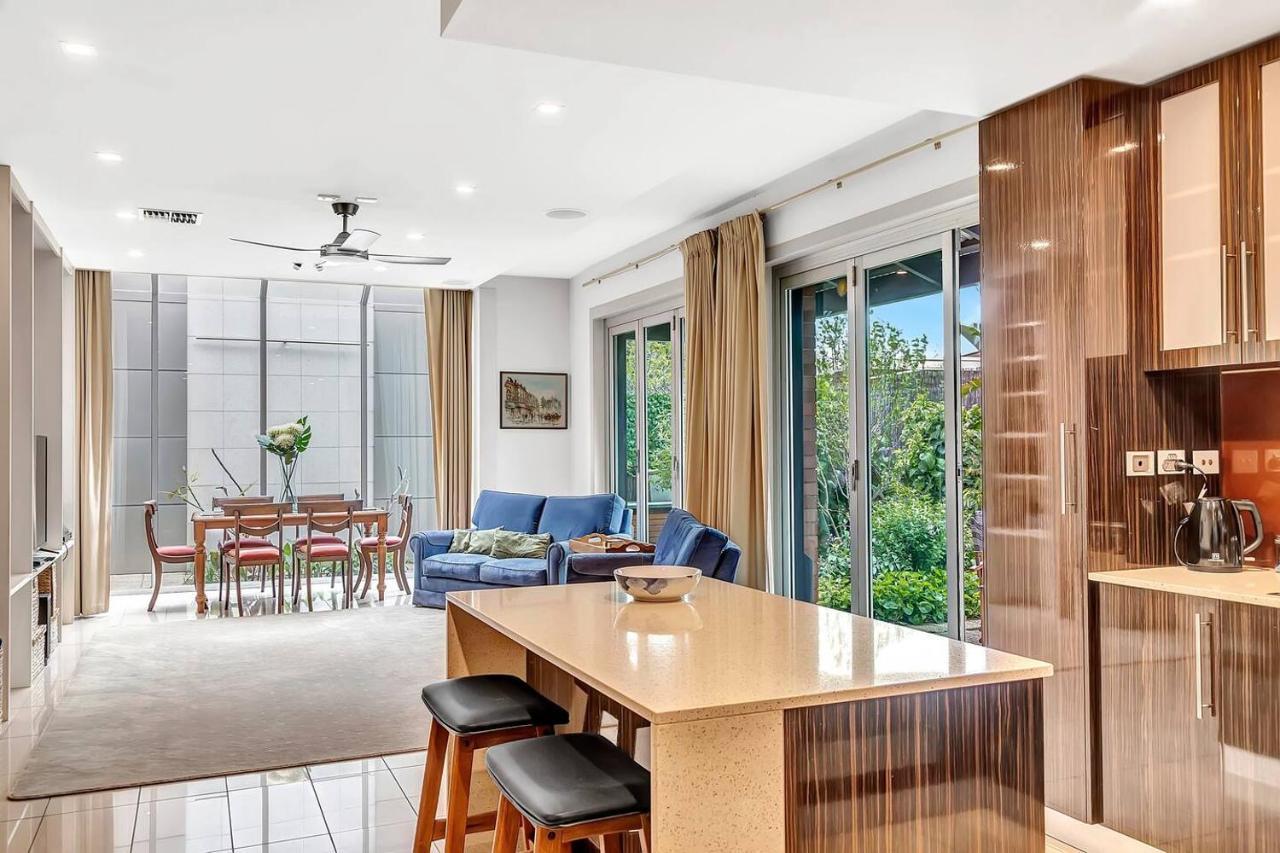 Parish Court - A Unique Contemporary Conversion Apartment
