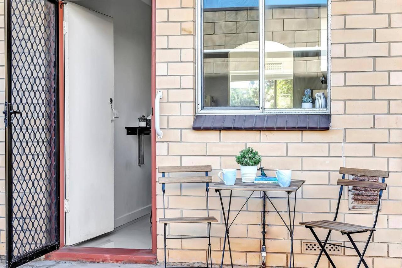 Apartment Coastal Comfort With A Pool Opposite Henley *
