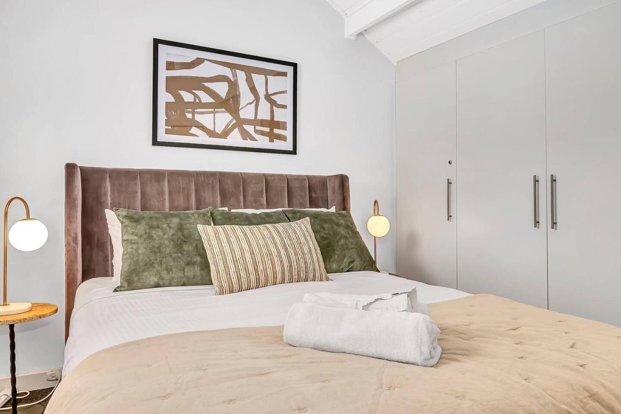 Apartment 'kingston Mews' A Perfect Parkside Sanctuary *