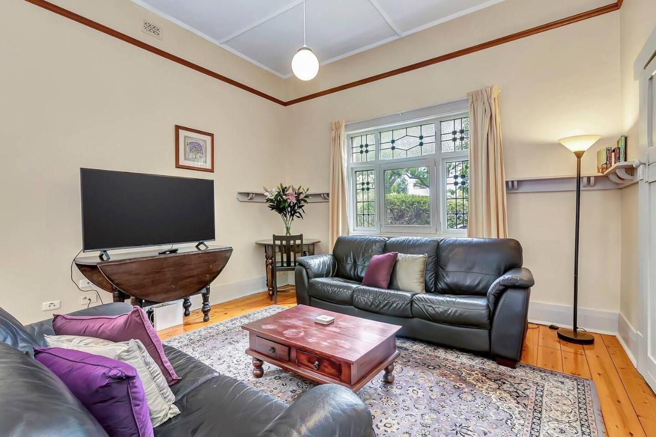 Holiday home 'the Nook' Peaceful Toorak Gardens Retro *