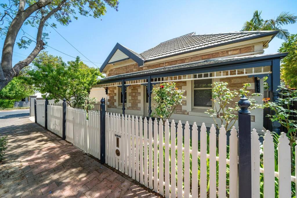 Villa Waratah 1910 - Boutique *