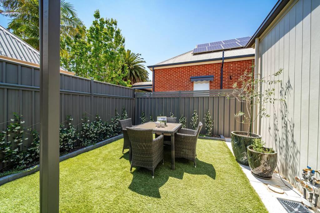 Villa Waratah 1910 - Boutique Adelaide