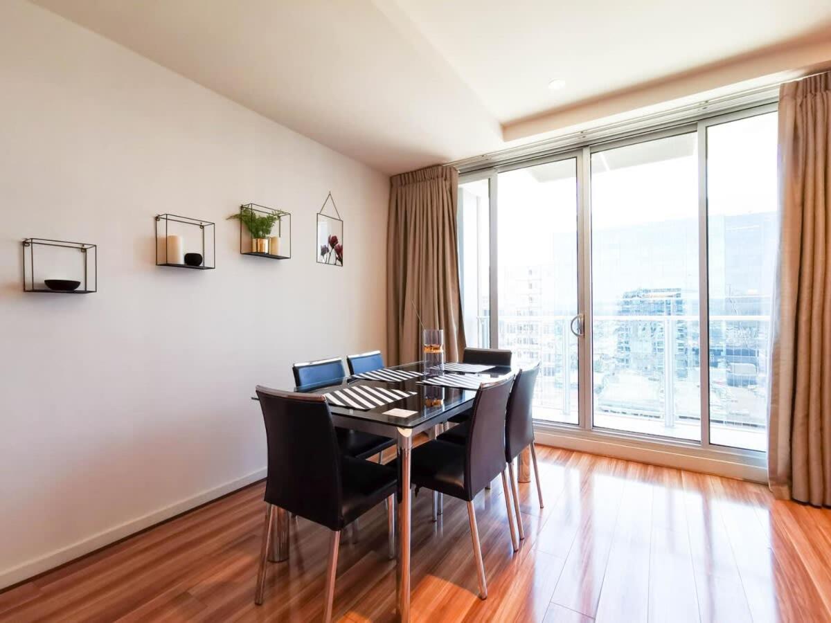 Stylish Home-cbd Chinatown Gym View *