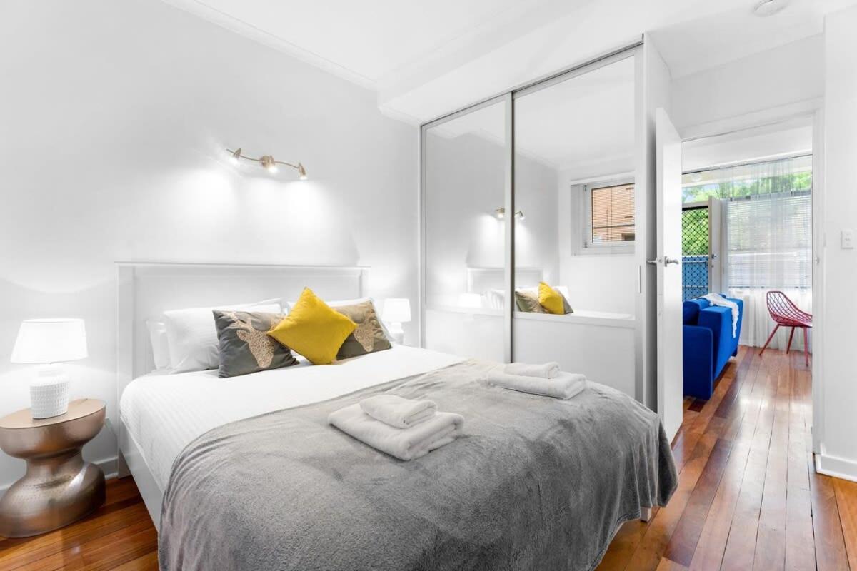 Renovated 1br Unit Cbd Parking Wi-fi South Tce Adelaide