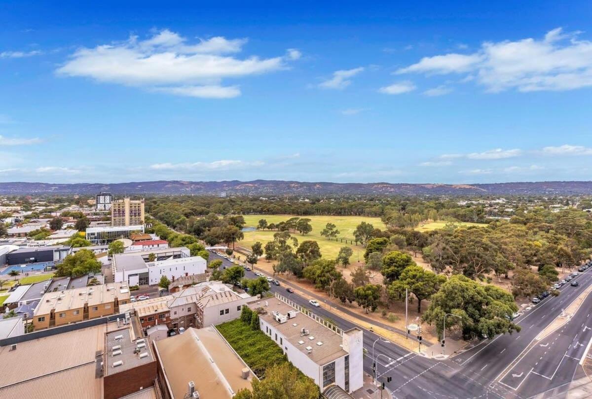 Apartment Iconic On Vue With Free Parking Pool Gym Cbd