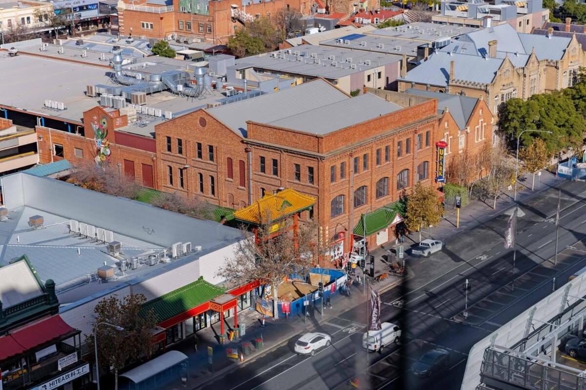 Stylish Home-cbd Chinatown Gym View *