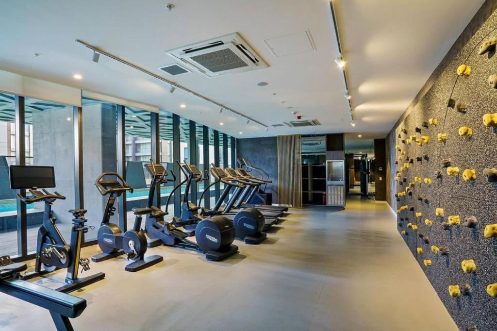 Apartment Luxury 1 Bedroom In Cbd - 1 Minute Walk To Rundle Mall - Free Wifi & Netflix *