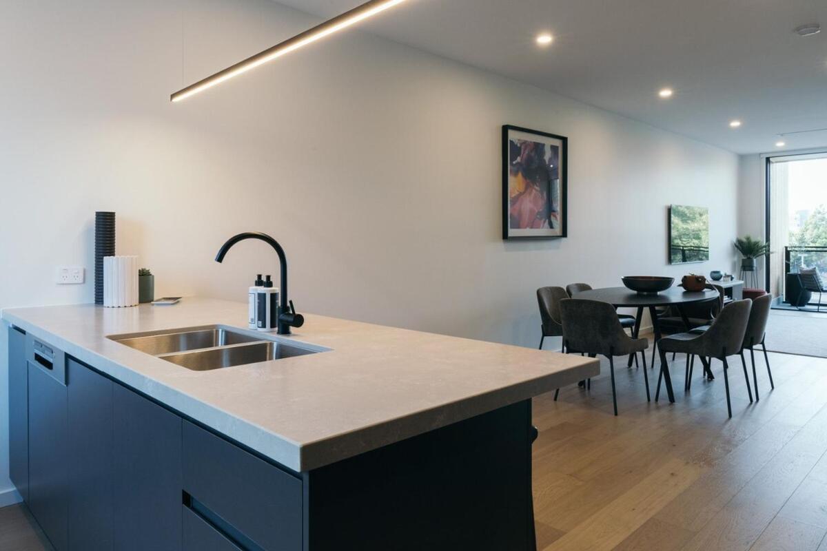 Lusso - Rooftop Views 3br 3bth 4 Level Townhouse *