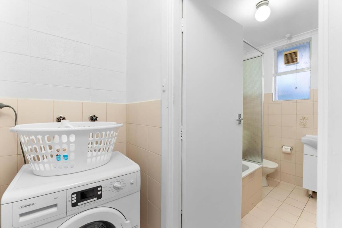 Renovated 1br Unit Cbd Parking Wi-fi South Tce * Adelaide