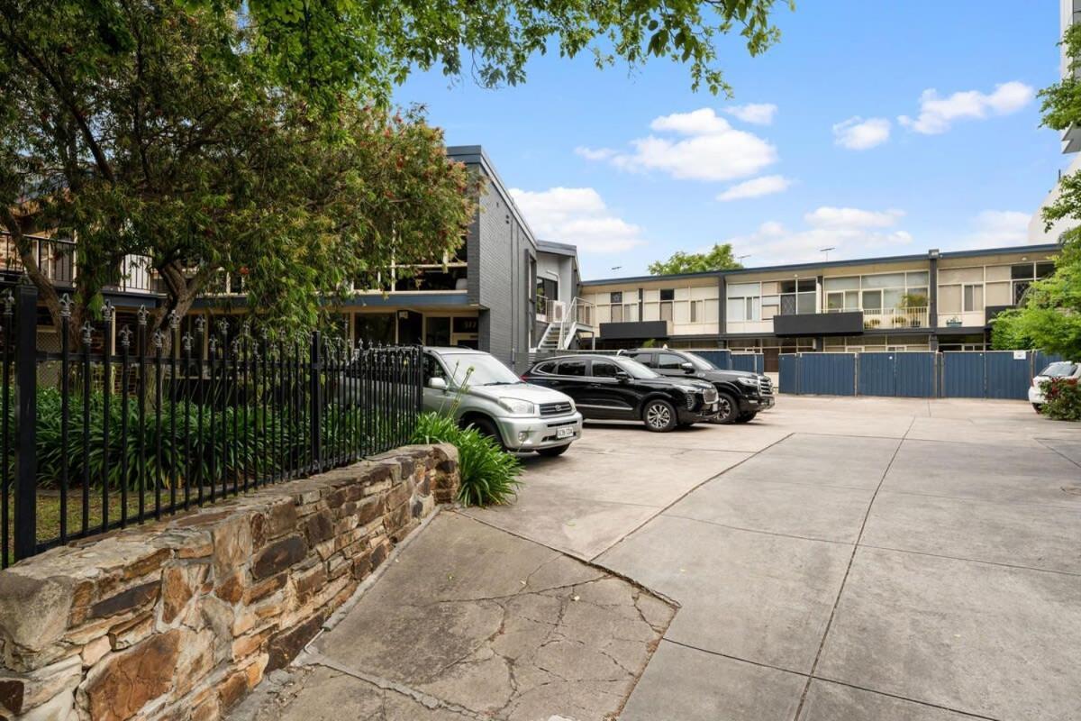 Renovated 1br Unit Cbd Parking Wi-fi South Tce Apartment *