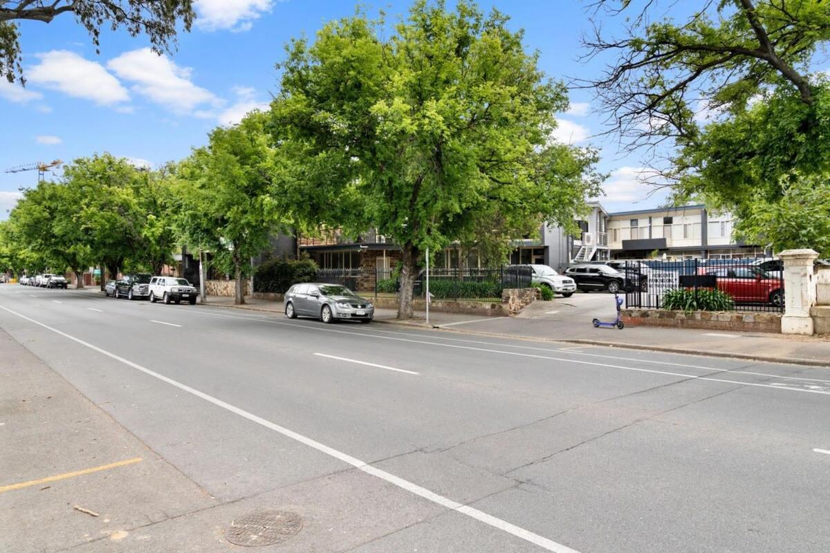 Renovated 1br Unit Cbd Parking Wi-fi South Tce *