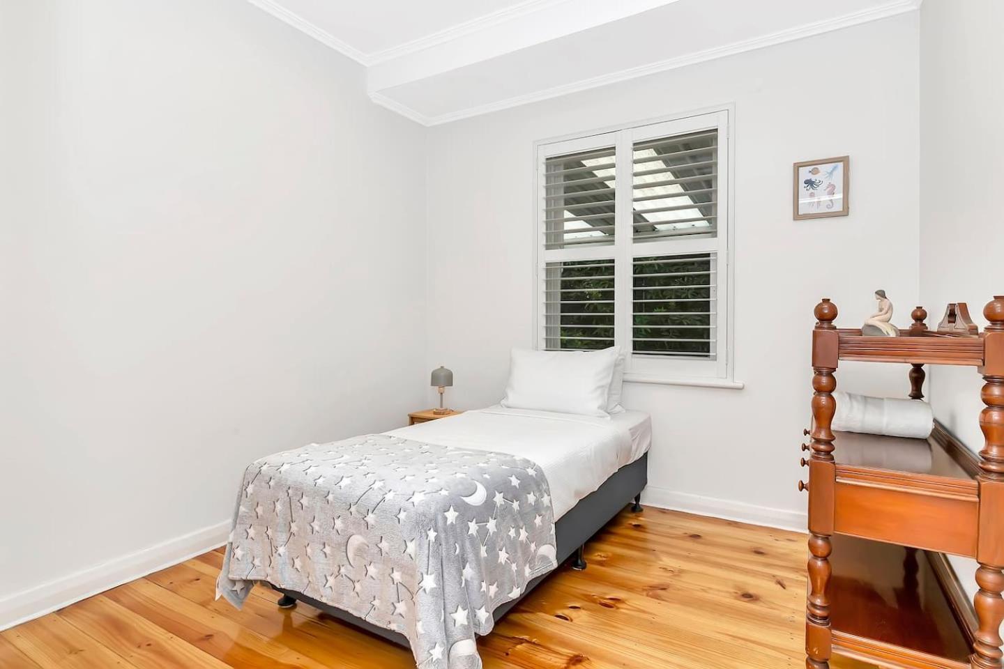 Holiday home Gladstone Gardens - Family Comfort In North Brighton *