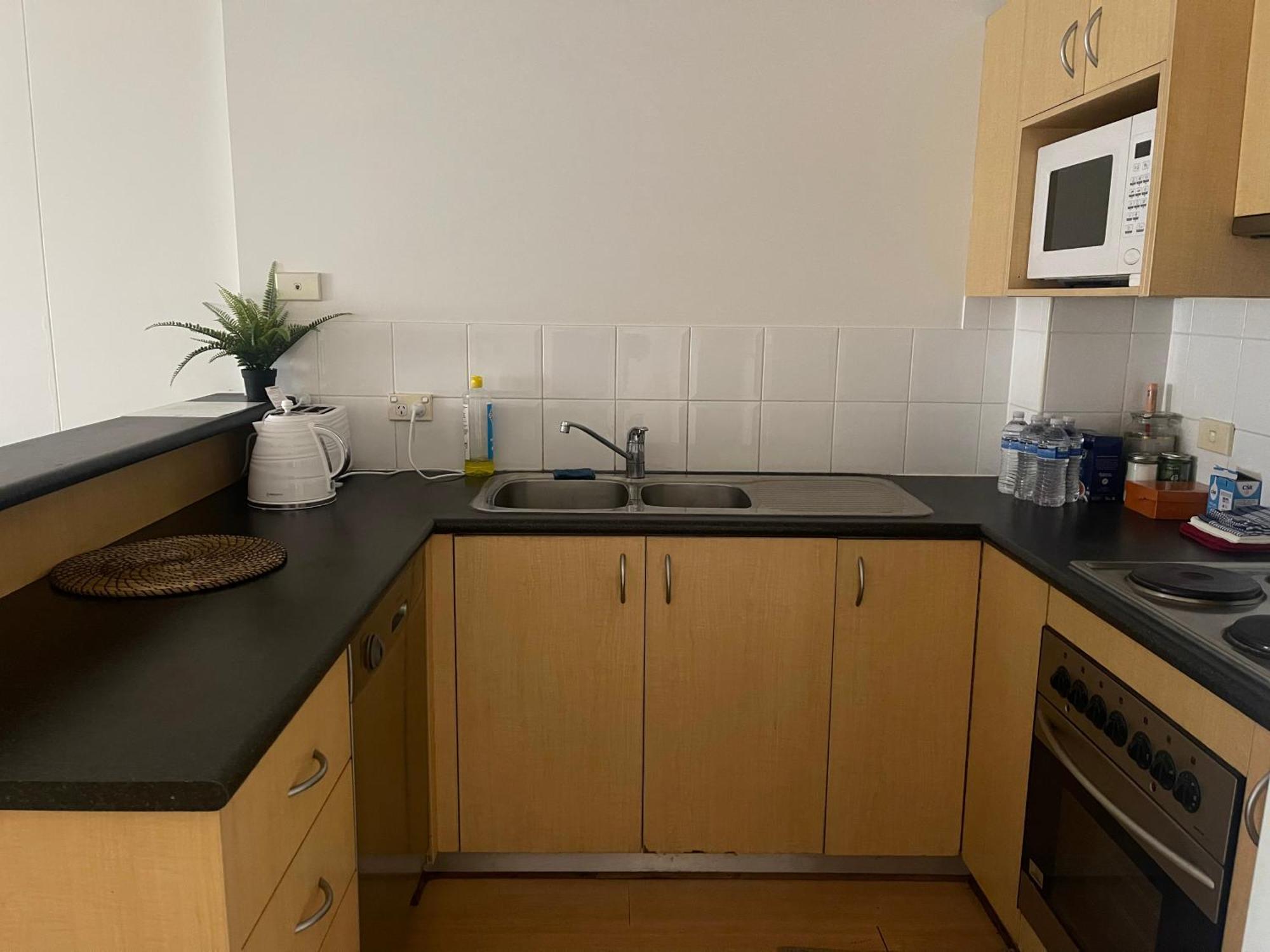 City - Free Parking, 3 Bedrooms And 2 Bathrooms * Adelaide