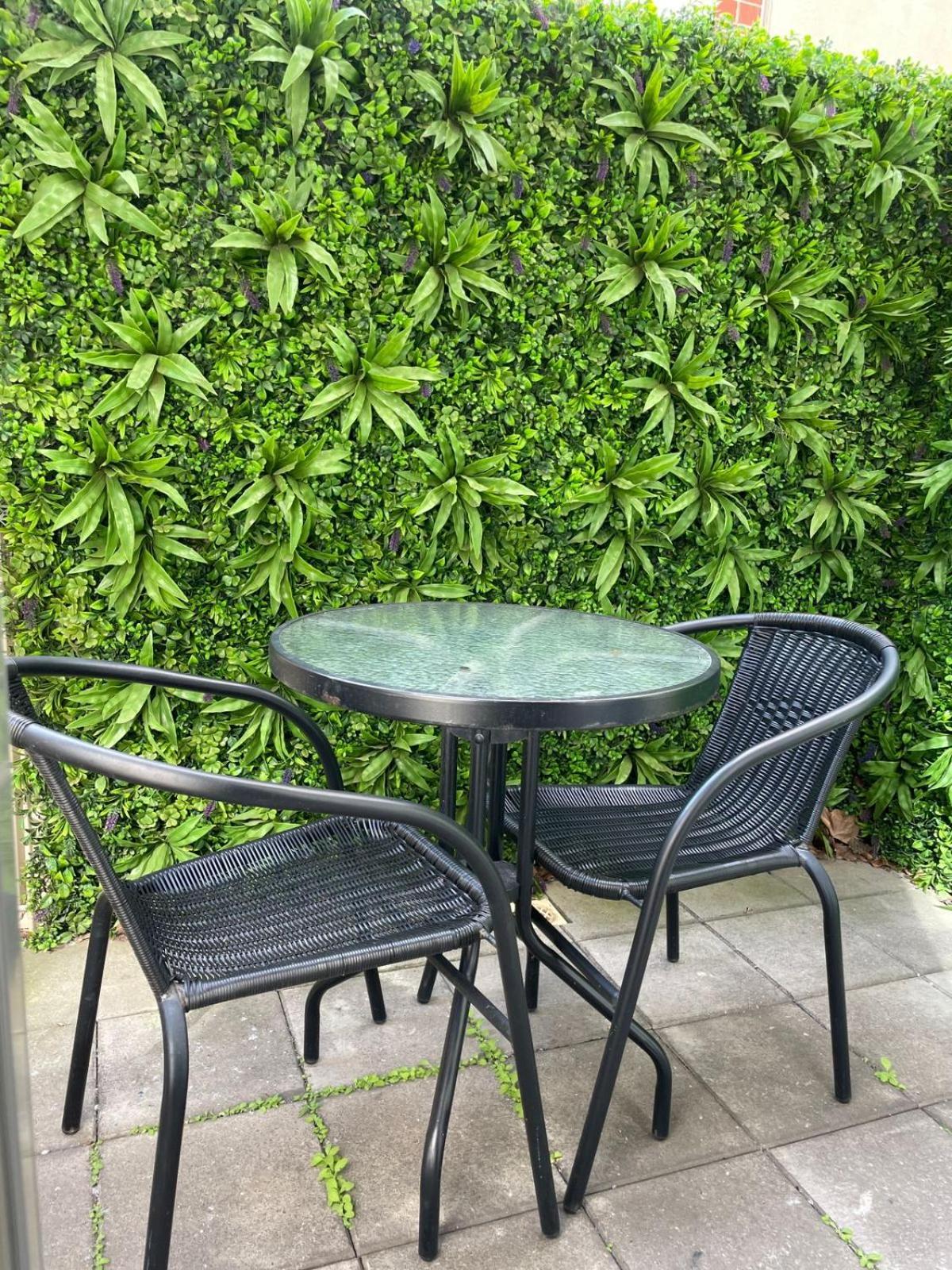 Aparthotel Hume Serviced 4*