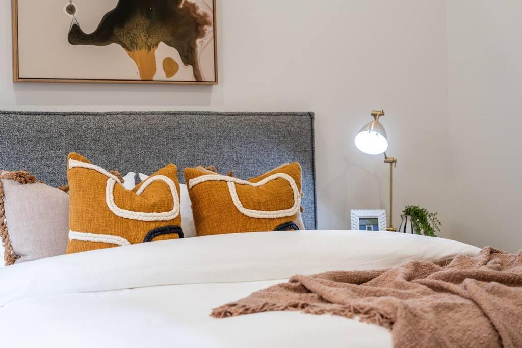 Ambrosia - Designer 3br Wifi Adelaide