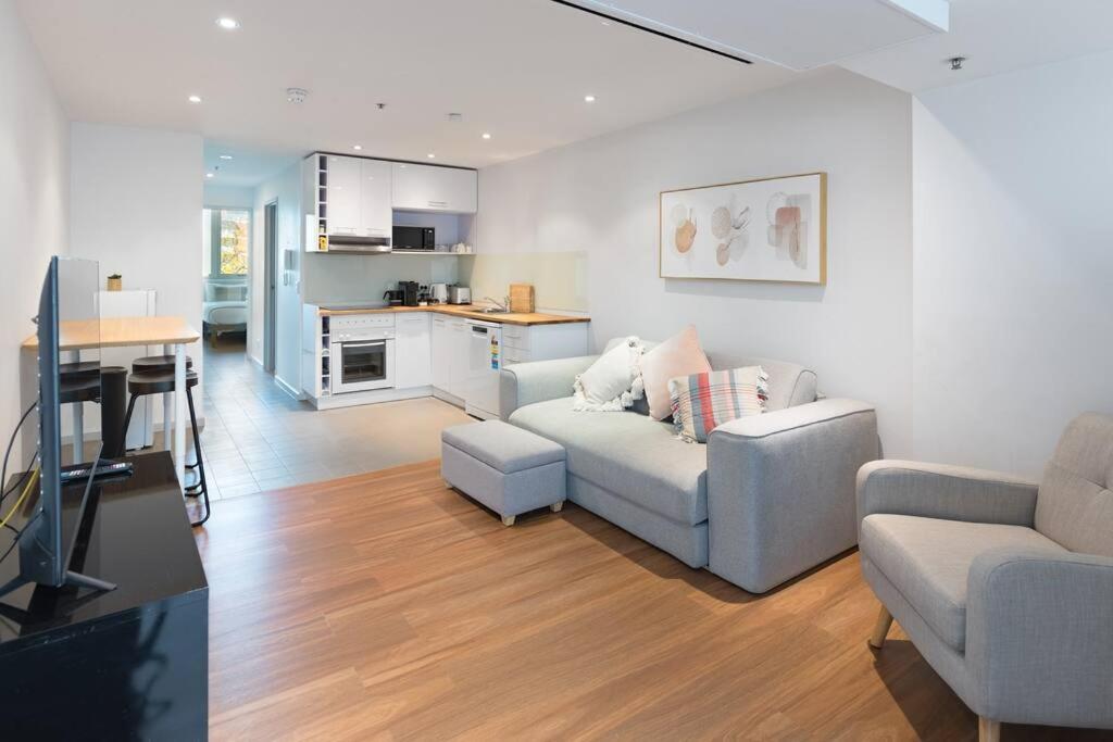 Central Getaway, On Rundle St *