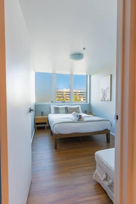 Apartment Central Getaway, On Rundle St Adelaide