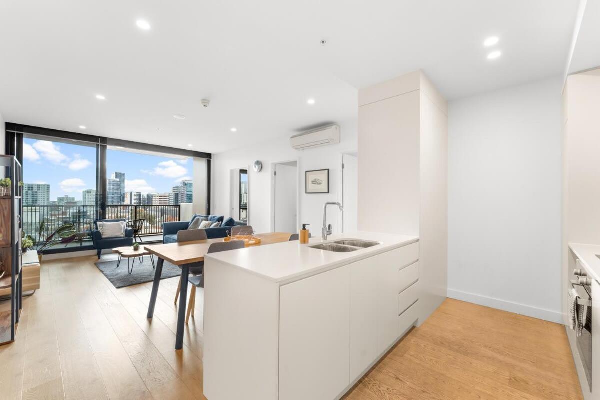 Pure Elegant City Apt -free Parking- Wifi- View * Adelaide