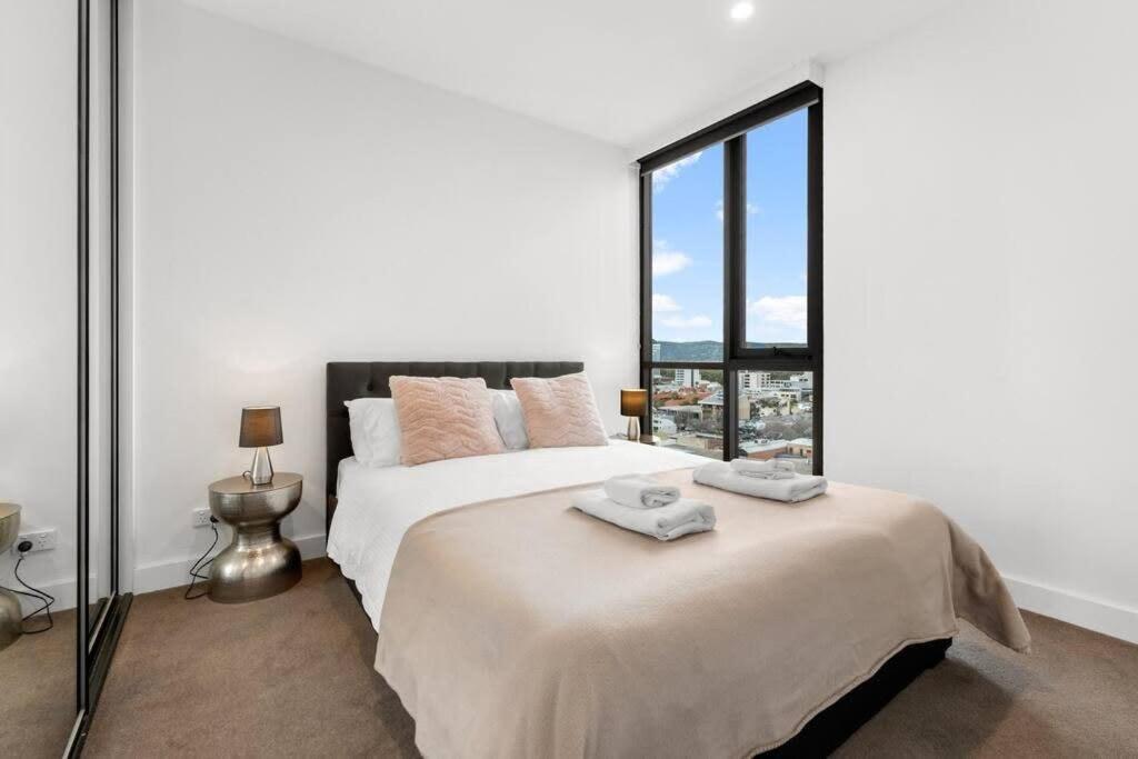 Apartment Pure Elegant City Apt -free Parking- Wifi- View