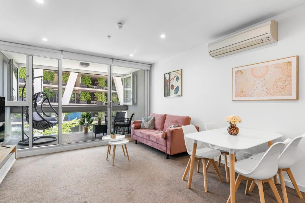 Comfy And Lovely Cbd 1br Apt -free Wi-fi *