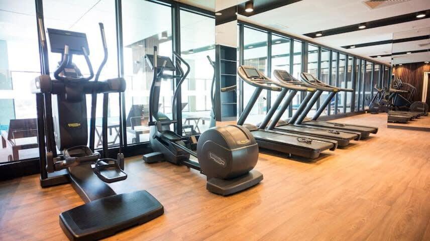 Apartment Journey To West Franklin Free Parking Pool Gym