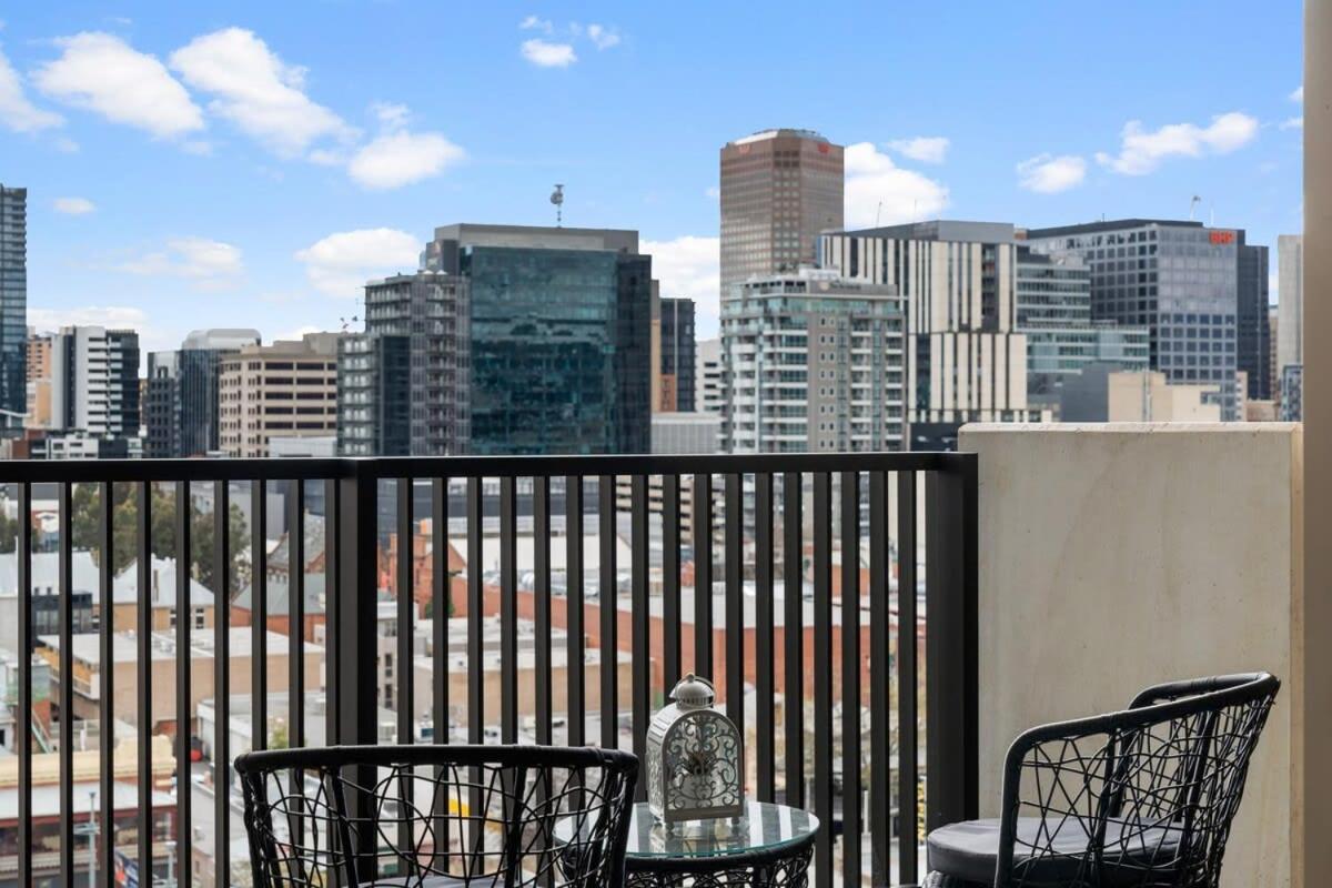 Pure Elegant City Apt -free Parking- Wifi- View Apartment Adelaide