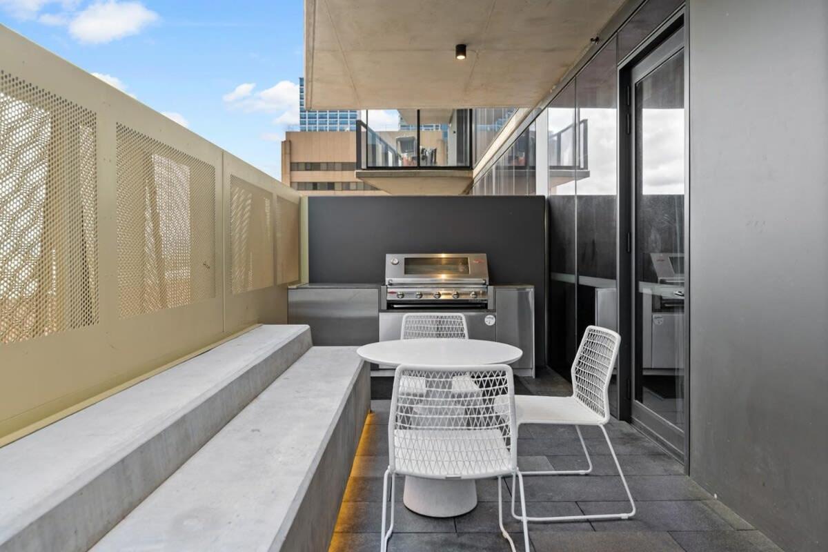 Heart Of Luxuy Rundle Mall Pool Adelaide