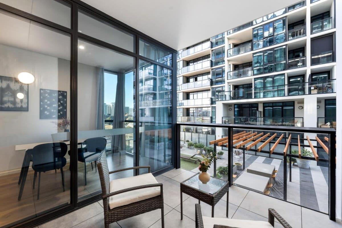 The Amazing Escape - Cbd Modern 1br Apartment Adelaide