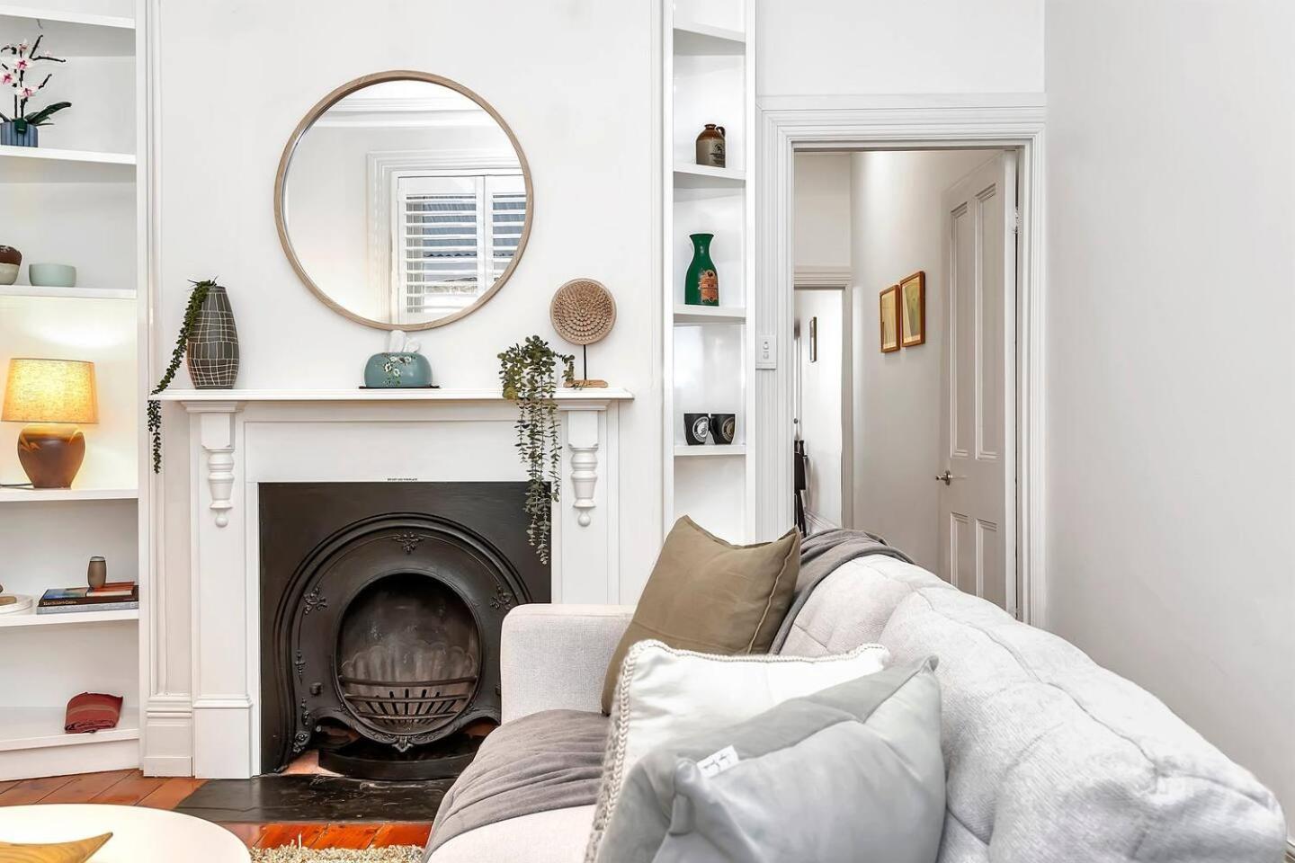'the Cosy Corner' Classic Haven With Modern Comforts Holiday home Adelaide