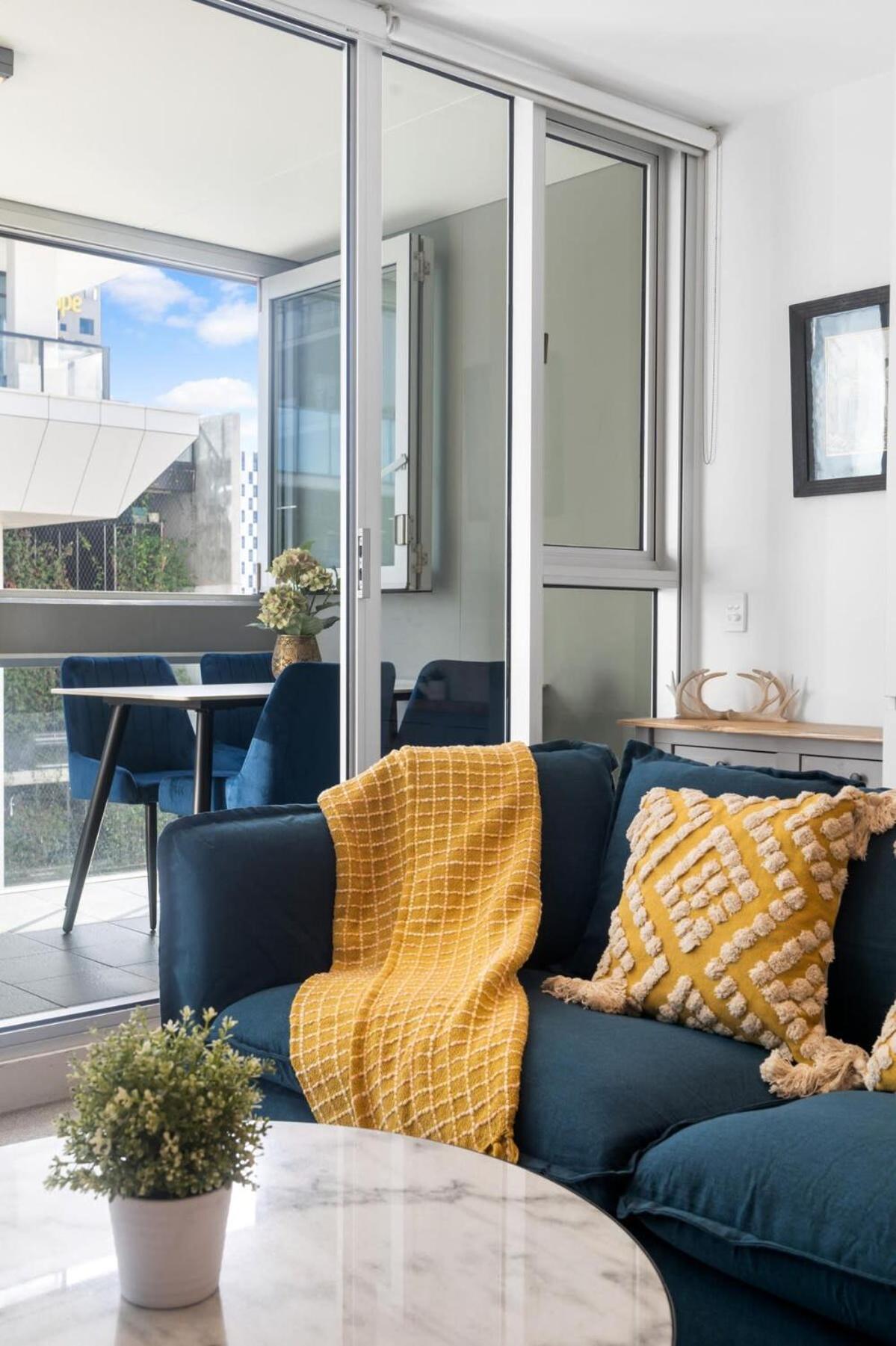 Cbd 2br - Walkable Adelaide