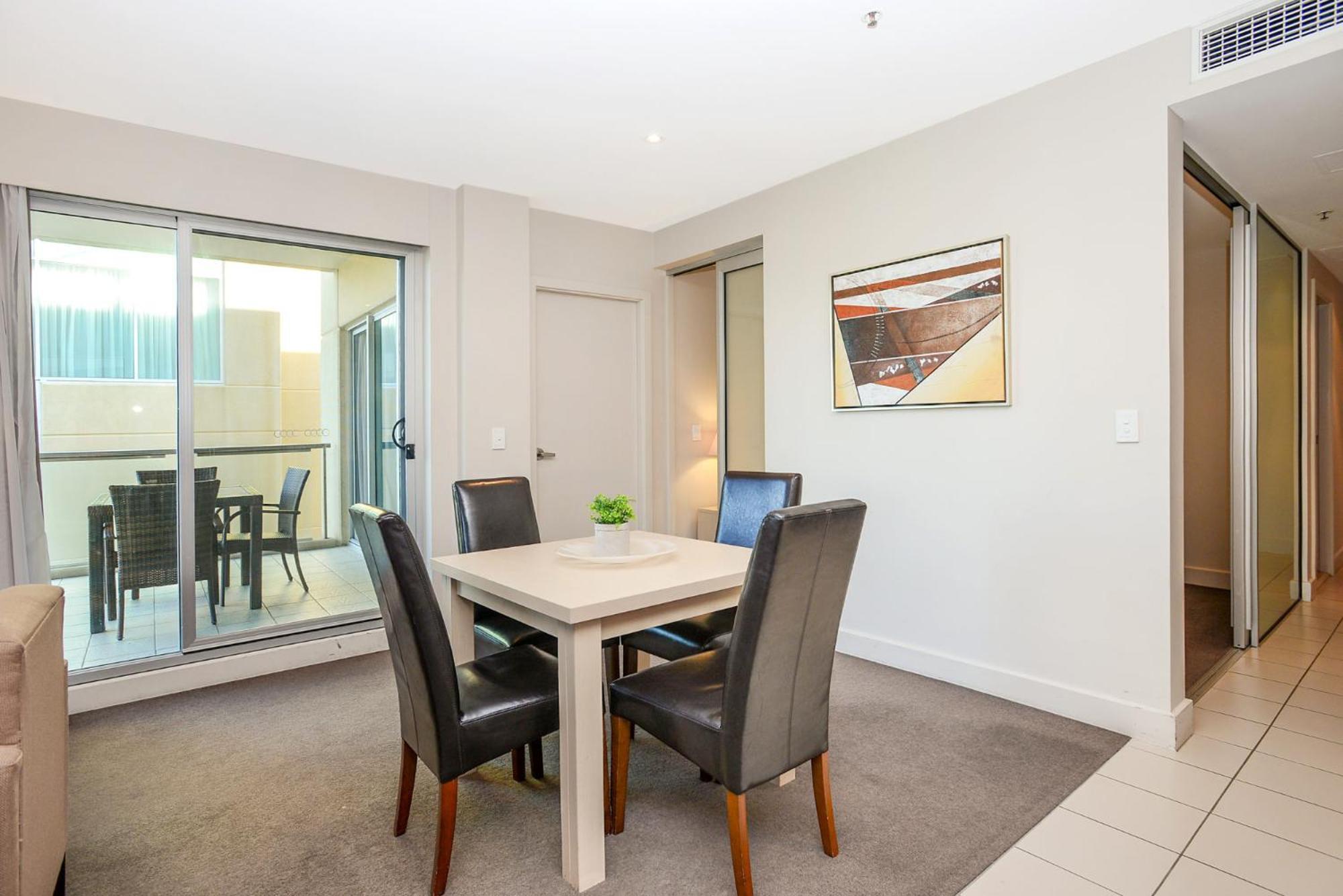 Apartment Pier - Glenelg Views - No 506