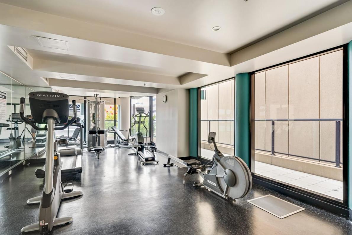 1br Retreat In The Heart Of North Terrace Wifi Apartment Adelaide