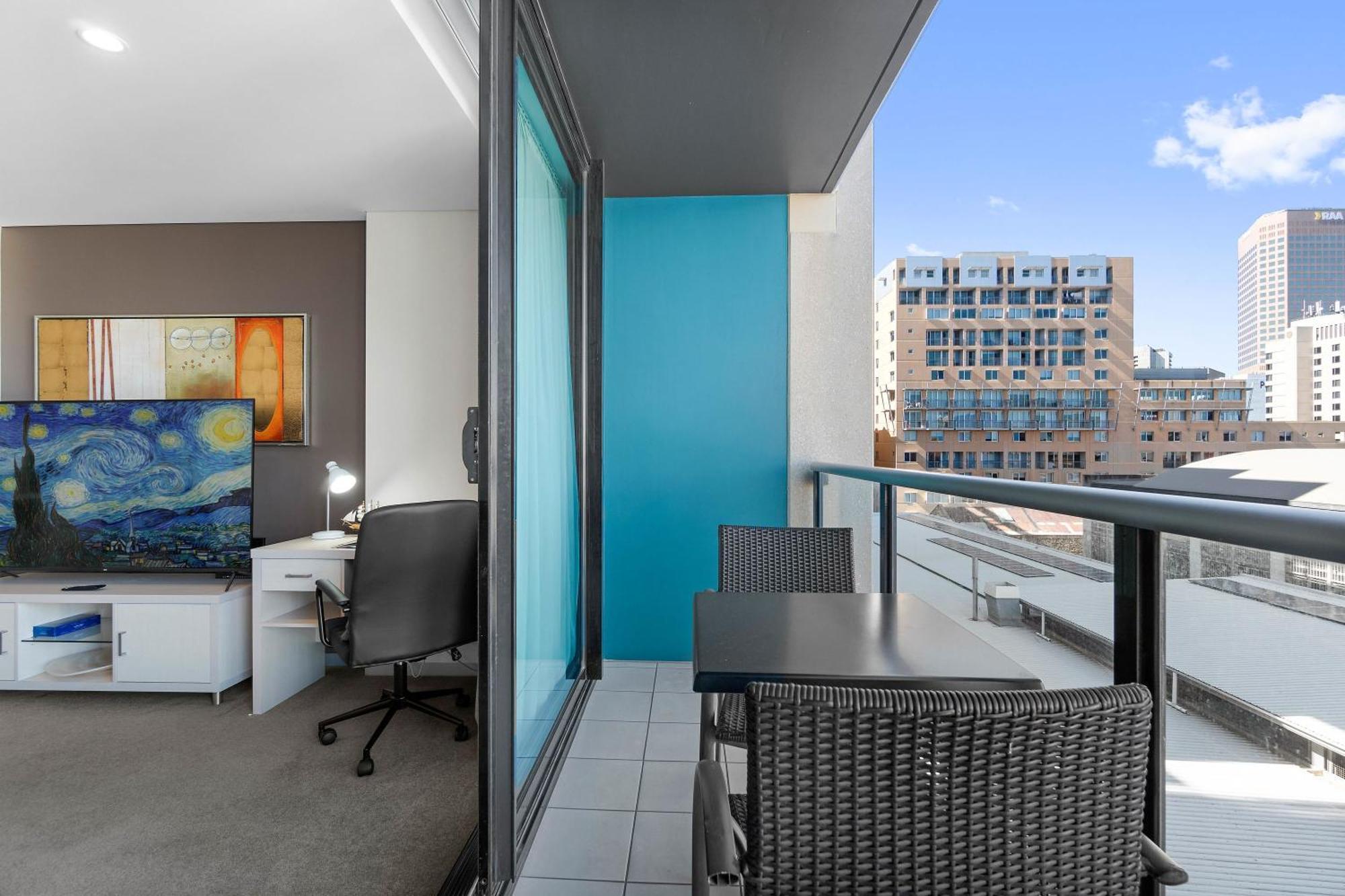 1br Retreat In The Heart Of North Terrace Wifi Adelaide