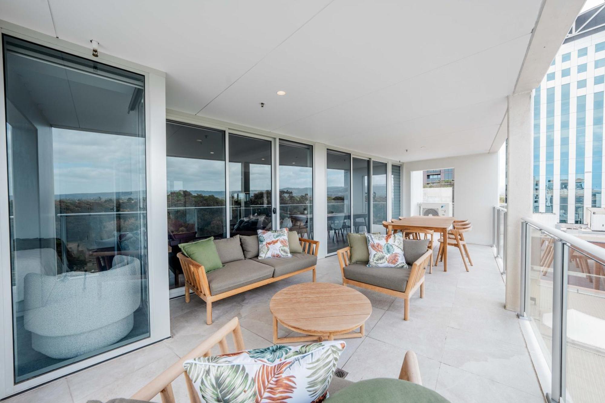 Park View Paradise Apartment