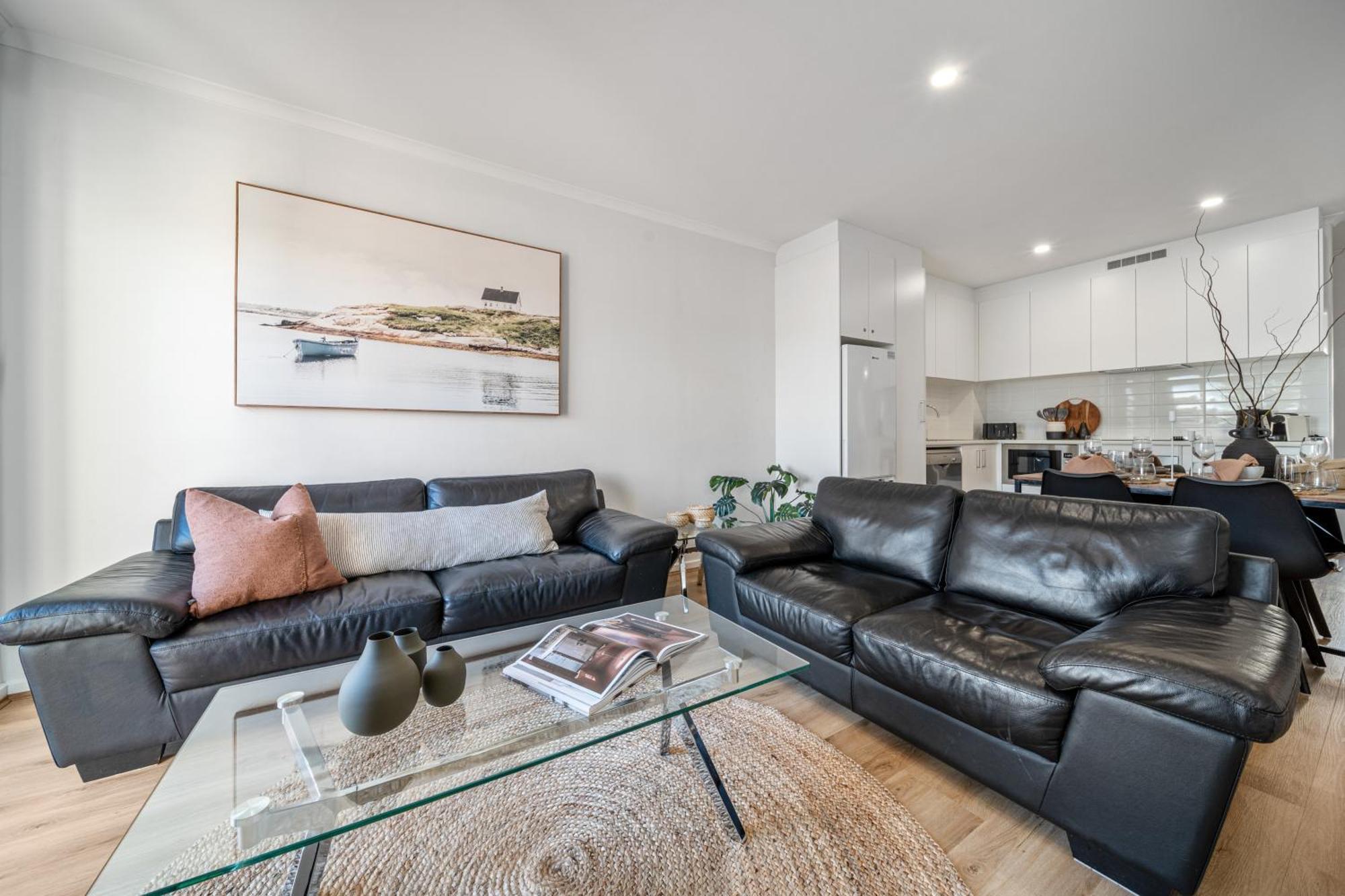 In The Midst On Melbourne Apartment