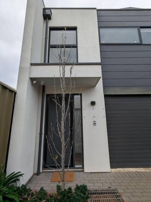 Apartment On Mattingley *
