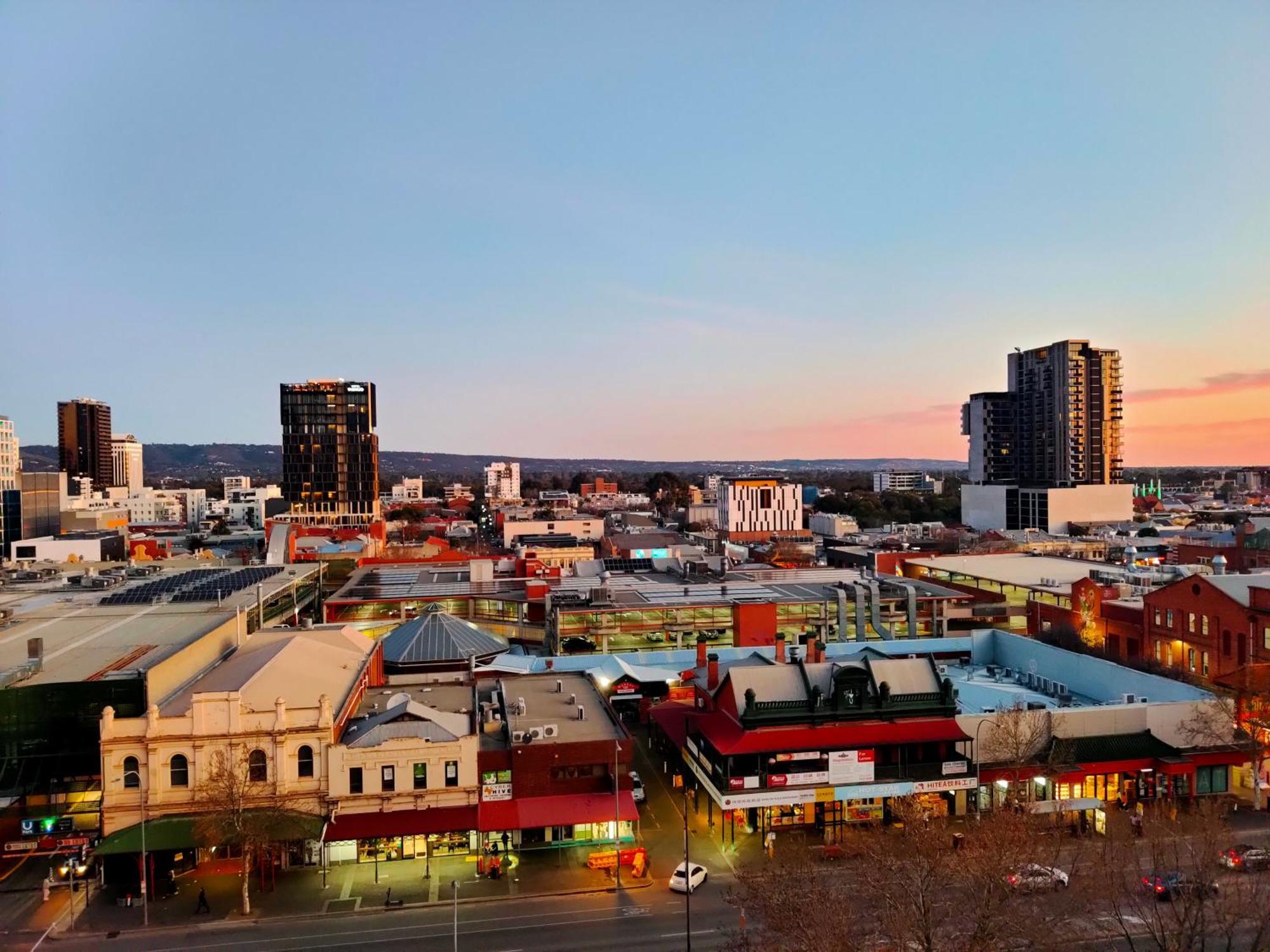 Skyline Panoramic Apartment Adelaide