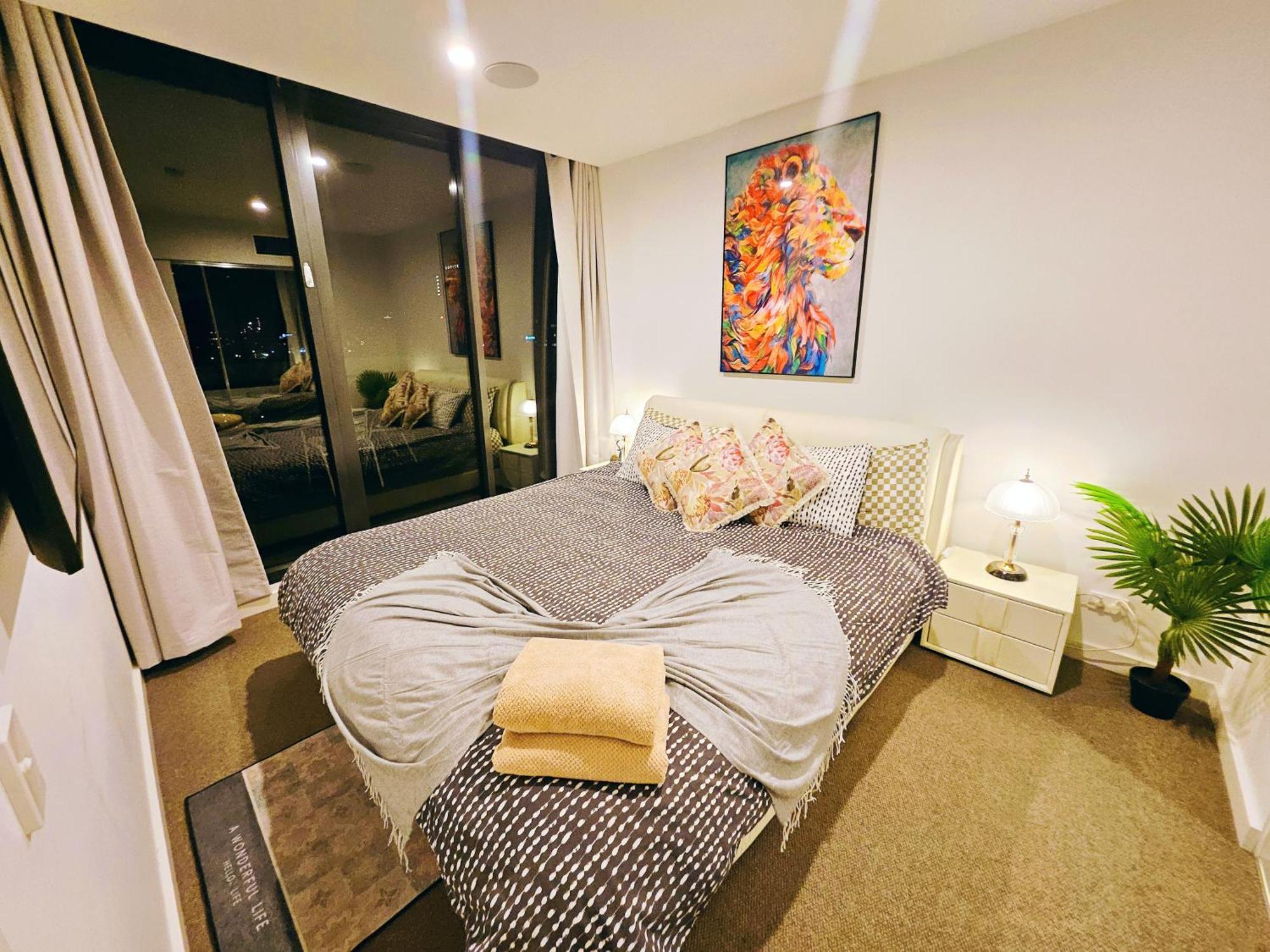 Apartment Eden - Fast & Furious 伊甸园 - 速度与激情 *