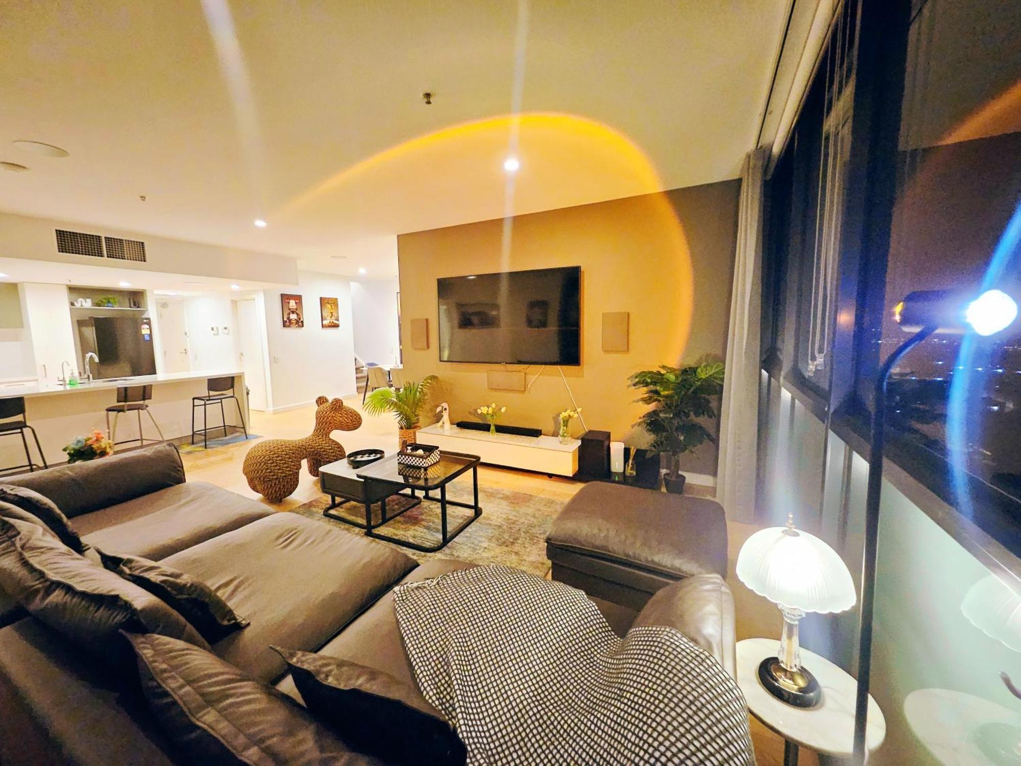 Eden - Fast & Furious 伊甸园 - 速度与激情 Apartment Adelaide