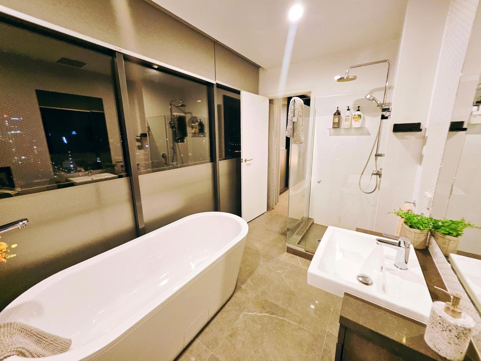 Apartment Eden - Fast & Furious 伊甸园 - 速度与激情 *