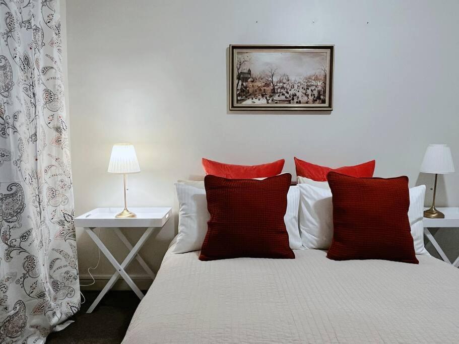 Cozy & Bright Lavender House Adelaide